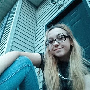 Meet your Posher, Lindsey